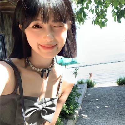 就爱你的谎